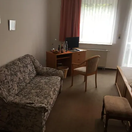 Landhaus Pension Luetzen-Stadt Bed & Breakfast