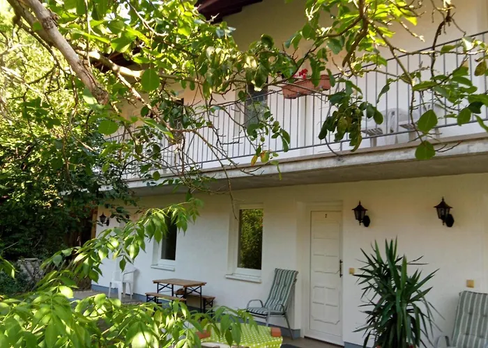 Luetzen-stadt Bed and Breakfast Lützen